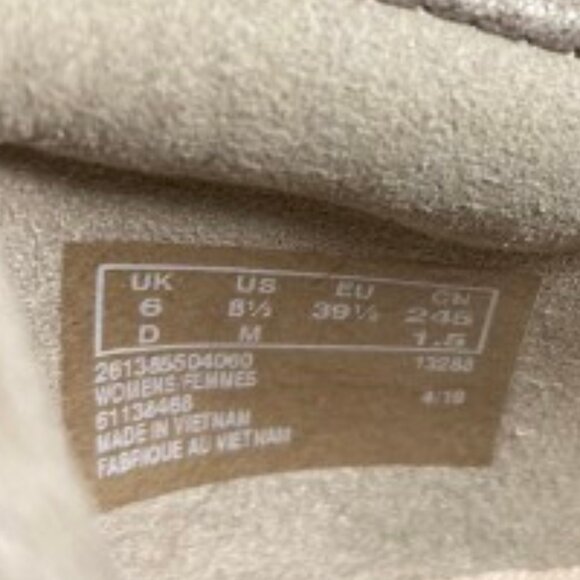 Clarks Gold Metallic Women’s Loafers sz 8.5 Shimmer Lightweight Slip-on Comfort - Picture 9 of 10